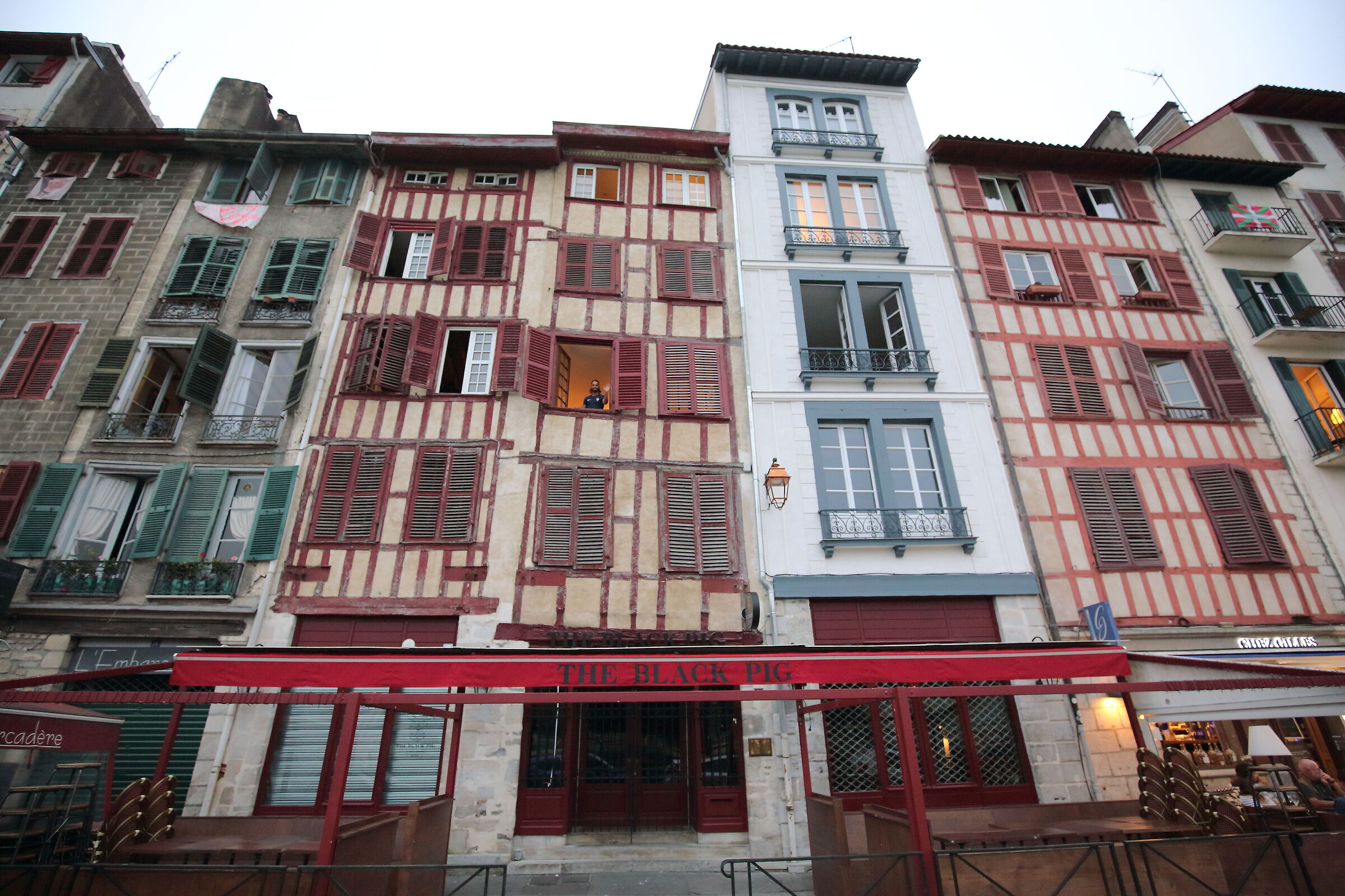 The facades of Bayonne ...