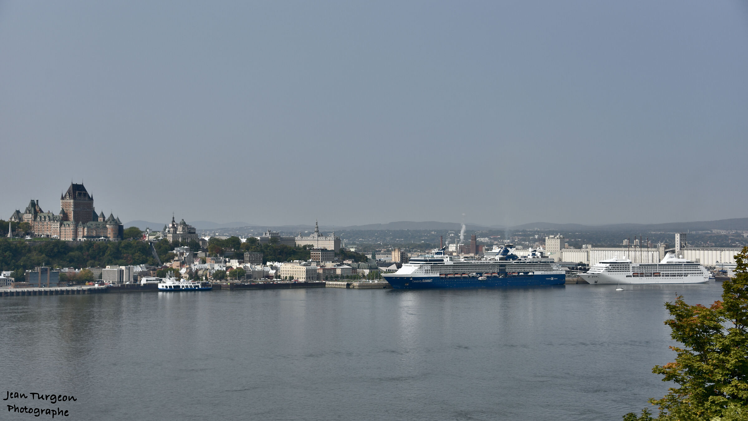 Il Quebec riceve i visitatori che arrivano in nave da crociera ...