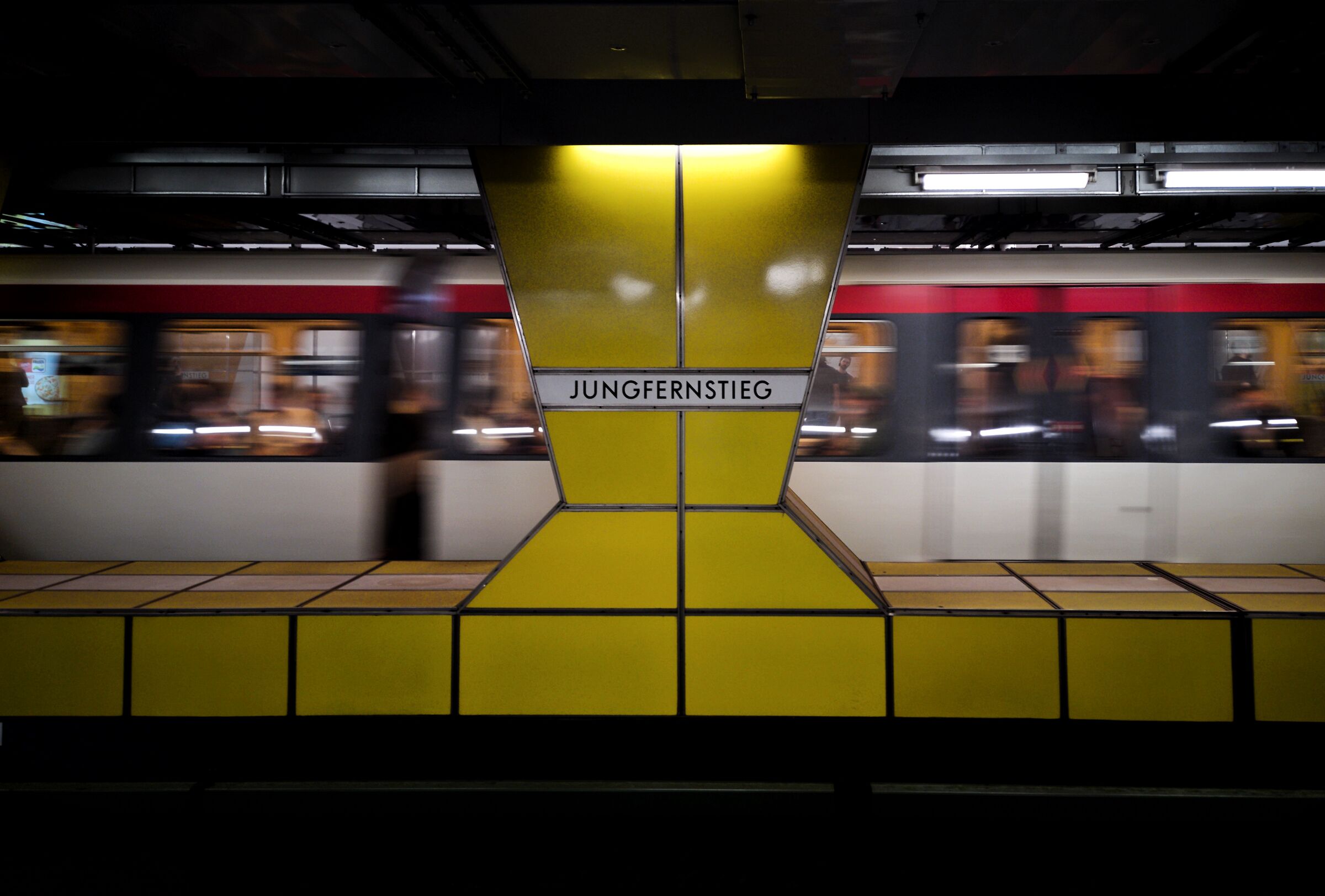 Metro in Hamburg...