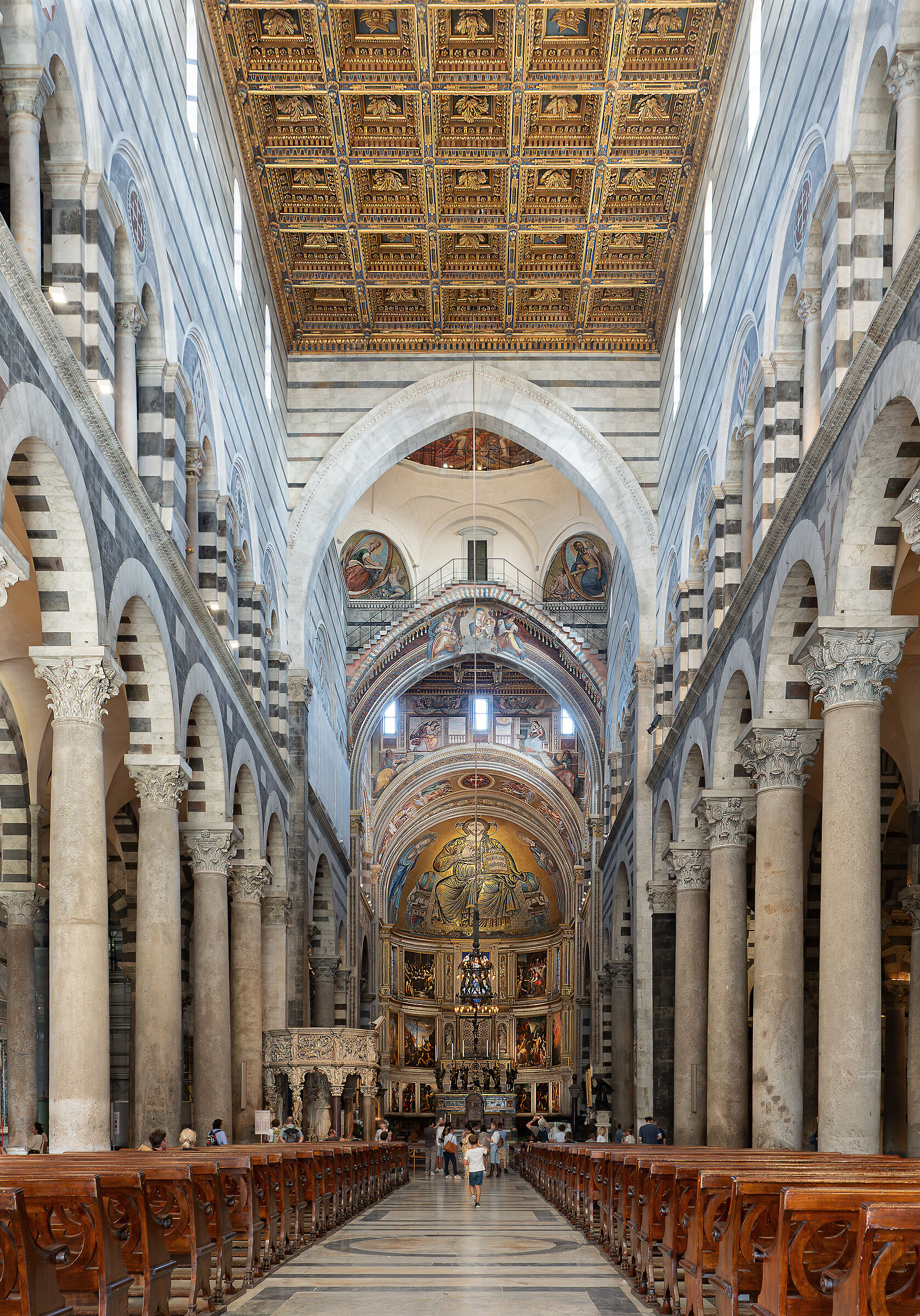 Pisa - Piazza dei miracoli - Cathedral interior...