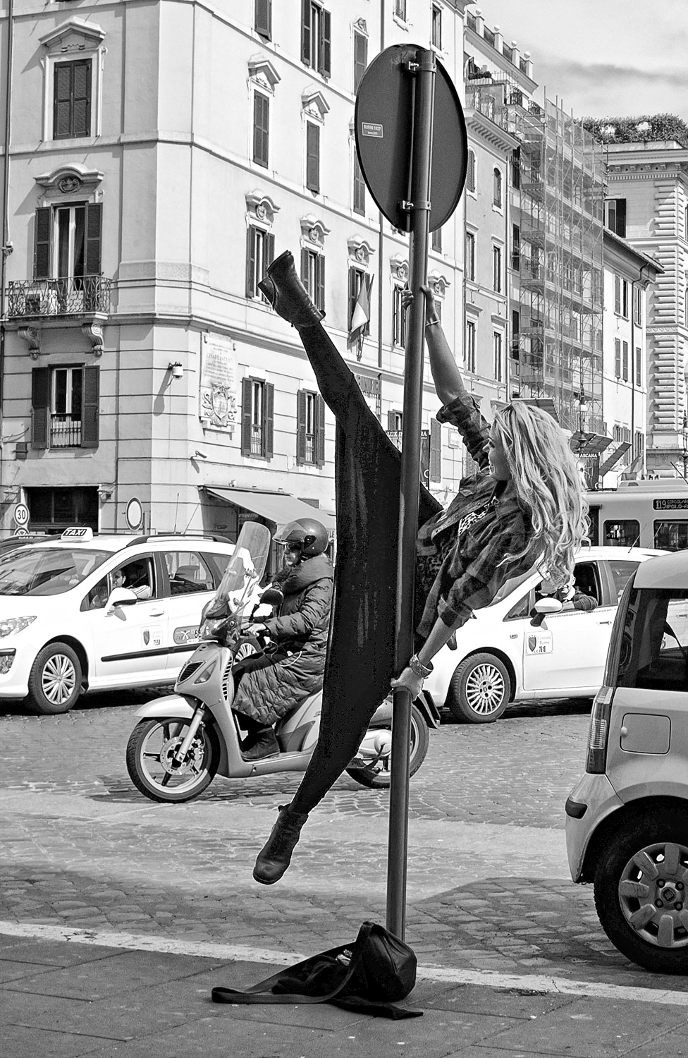 Street pole dance!...