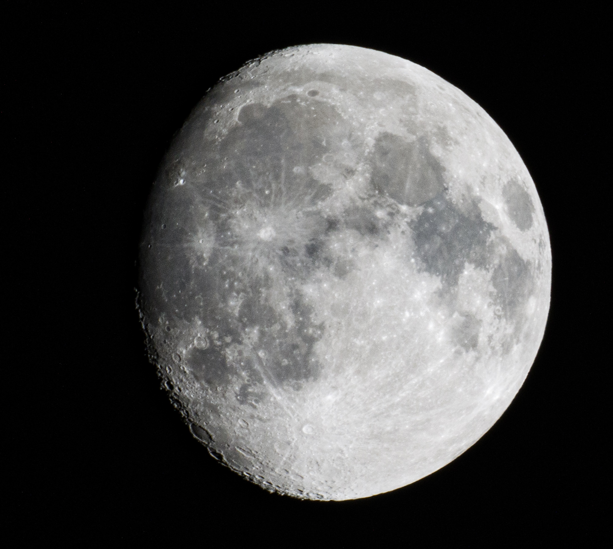 La prima Luna con la Canon EOS M6 mk2...
