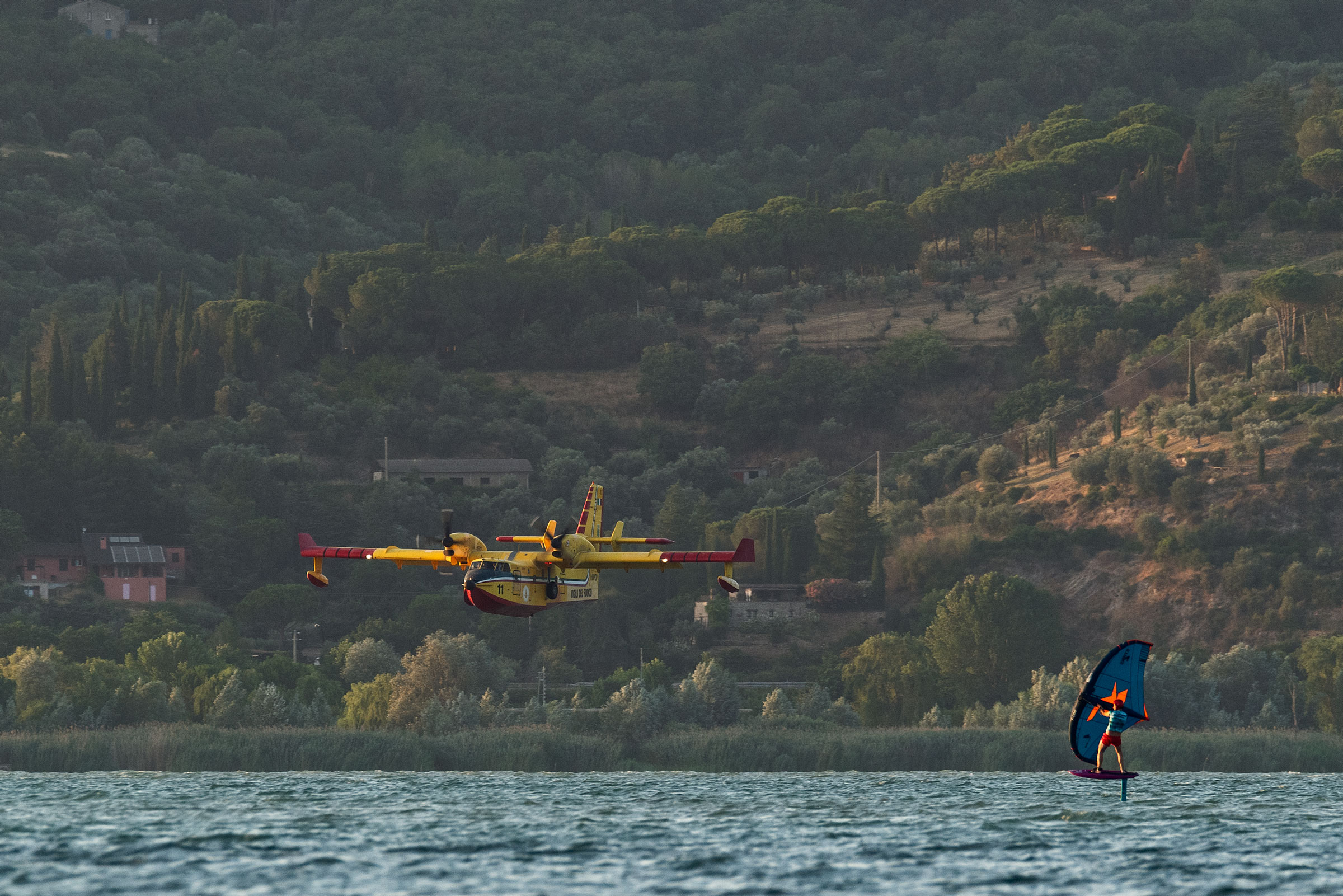 Kiteboard with view... CANADAIR...