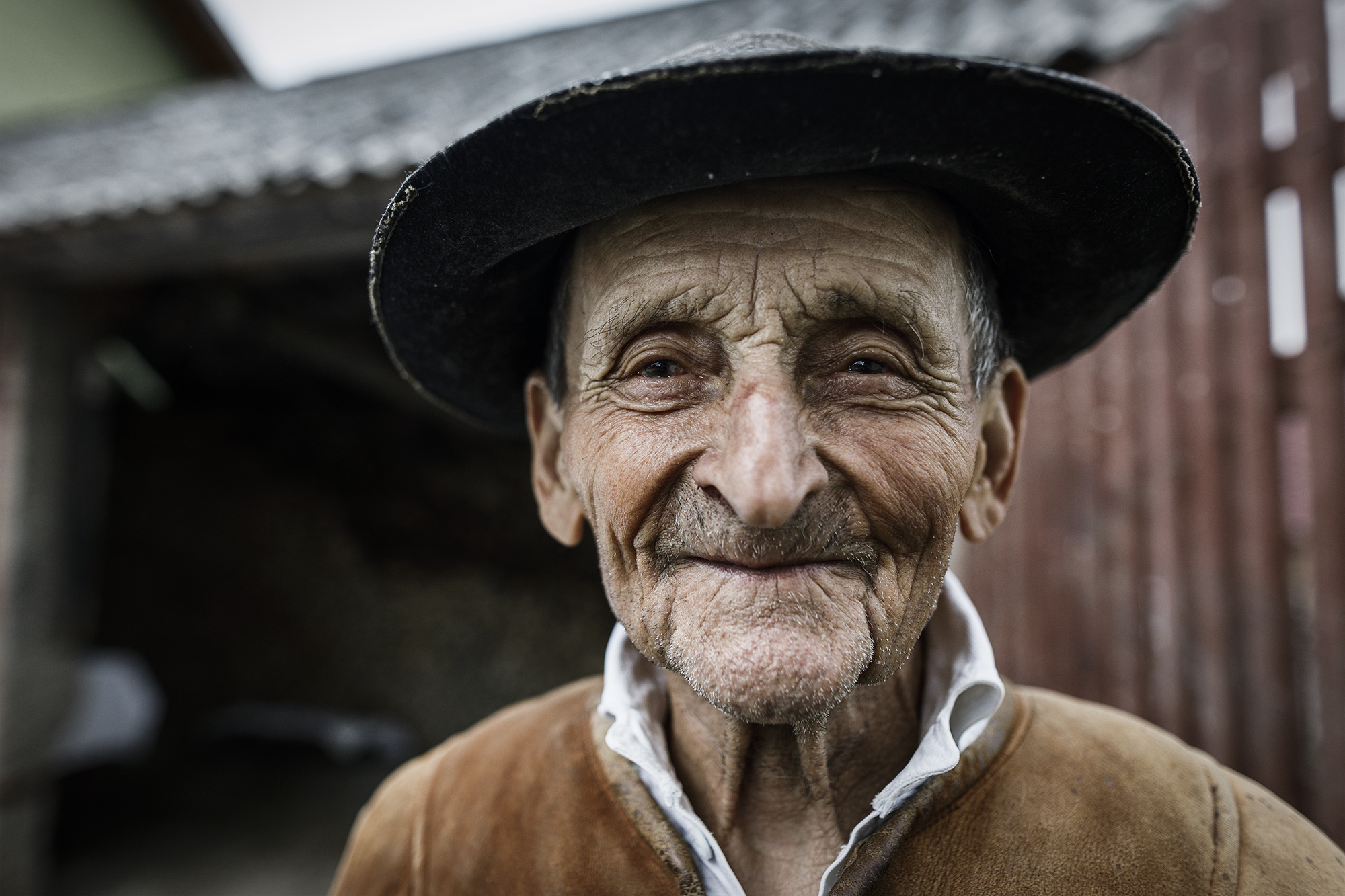Old man in Maramures...