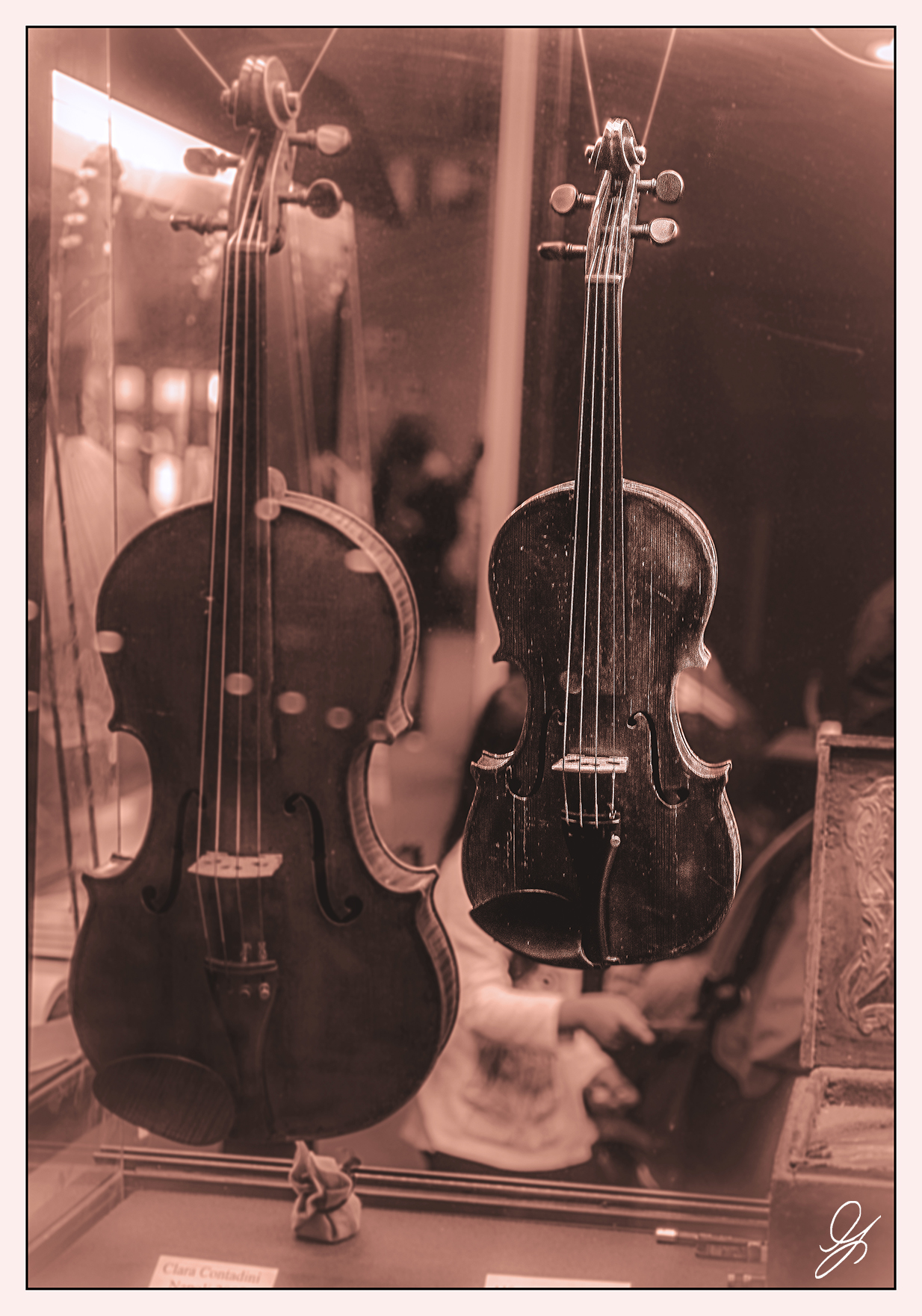 Neapolitan violin making...