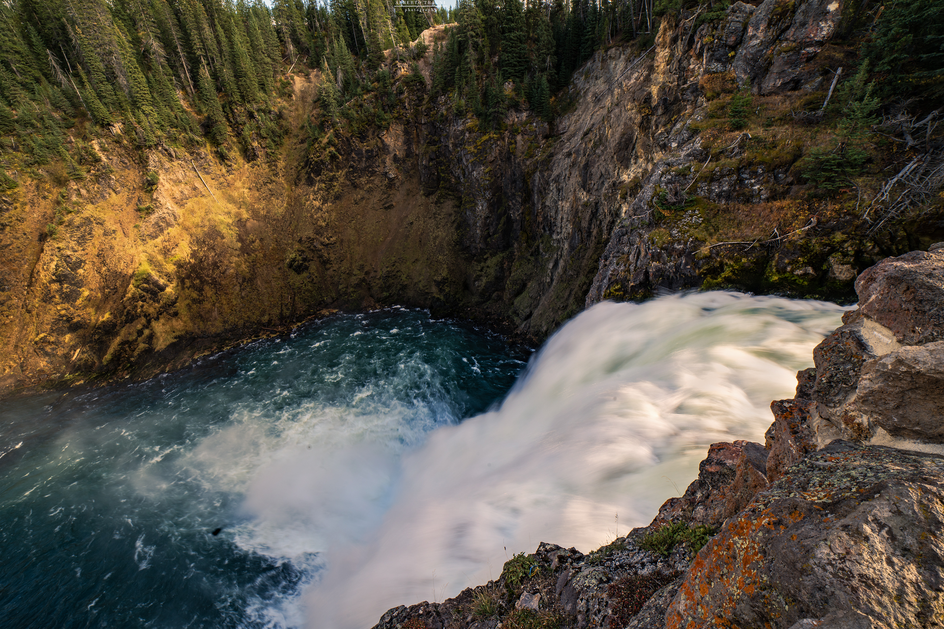 Yellowstone falls...
