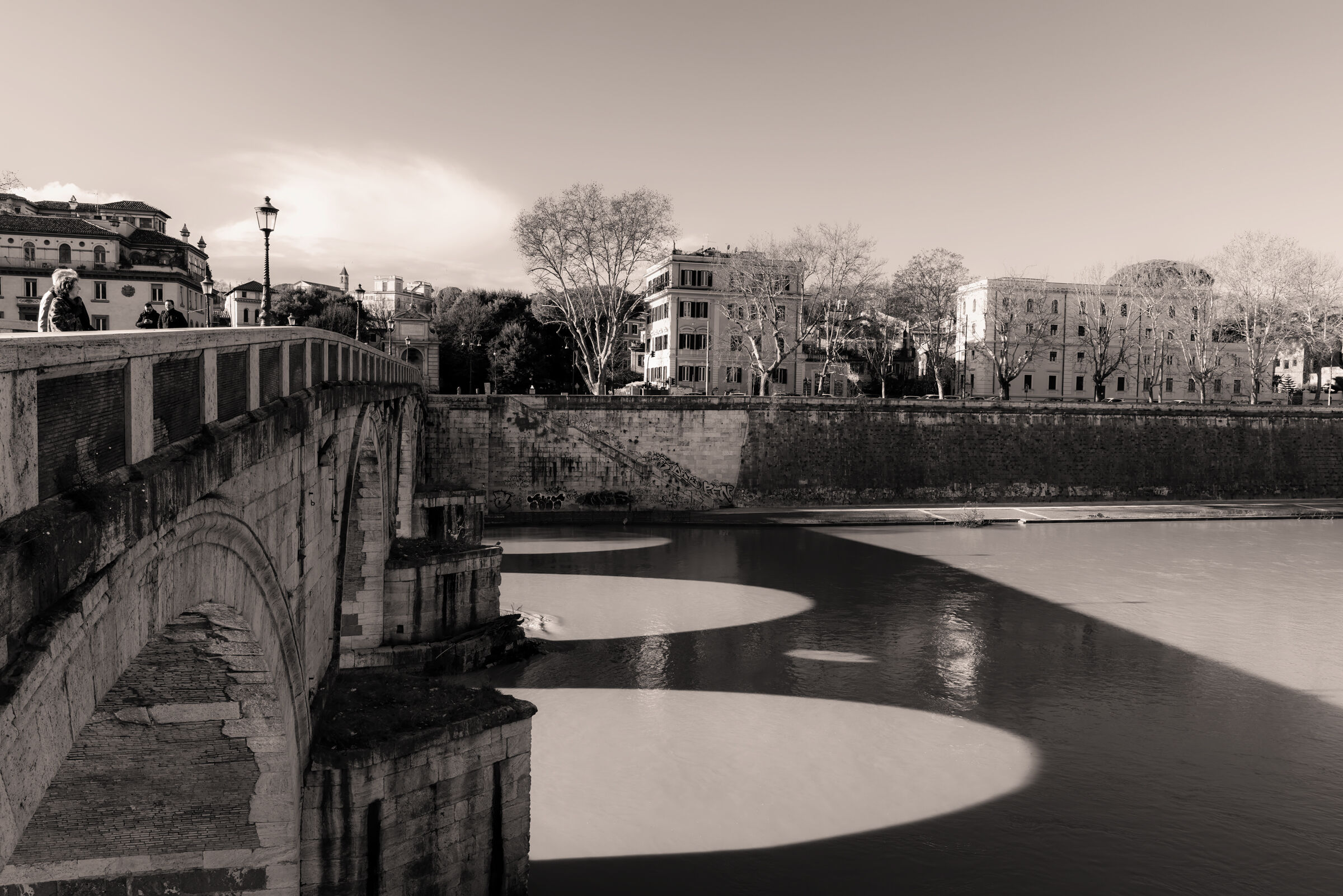 The arches of Ponte Sisto...