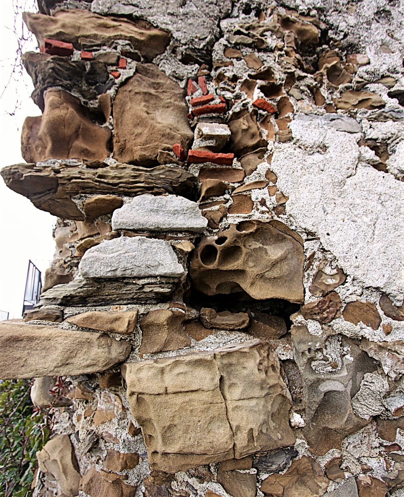 Corroded stones - Riomaggiore...