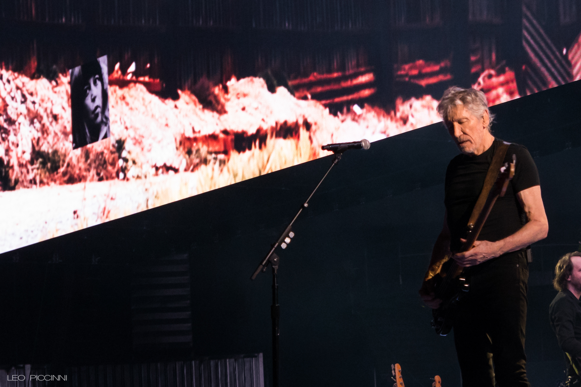 roger waters live@bologna 29 4 2023...