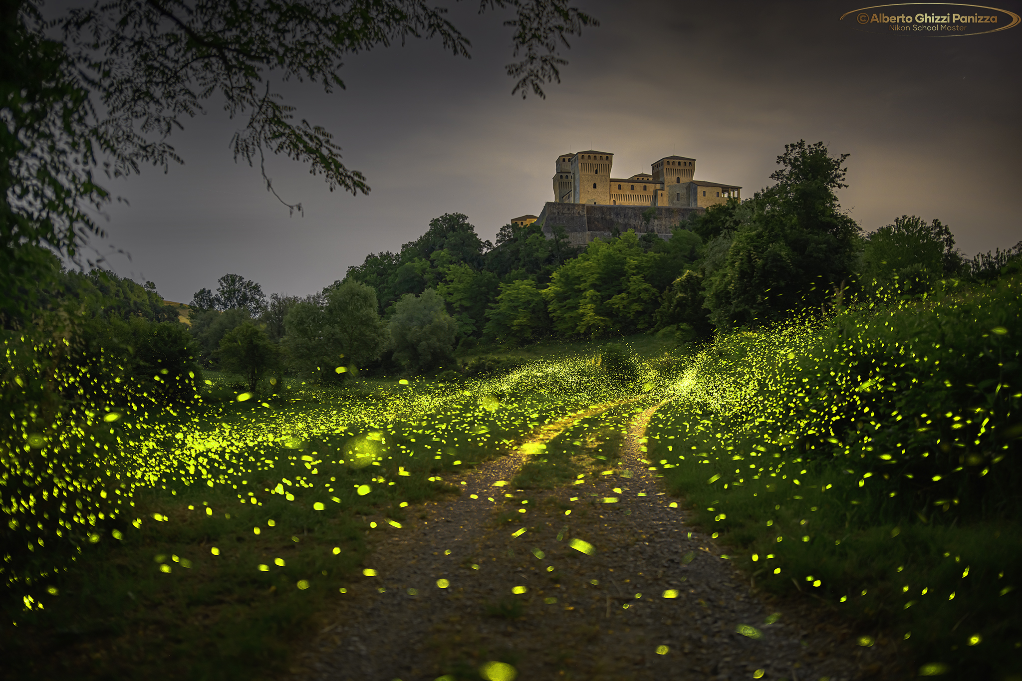 Torrechiara among the fireflies...