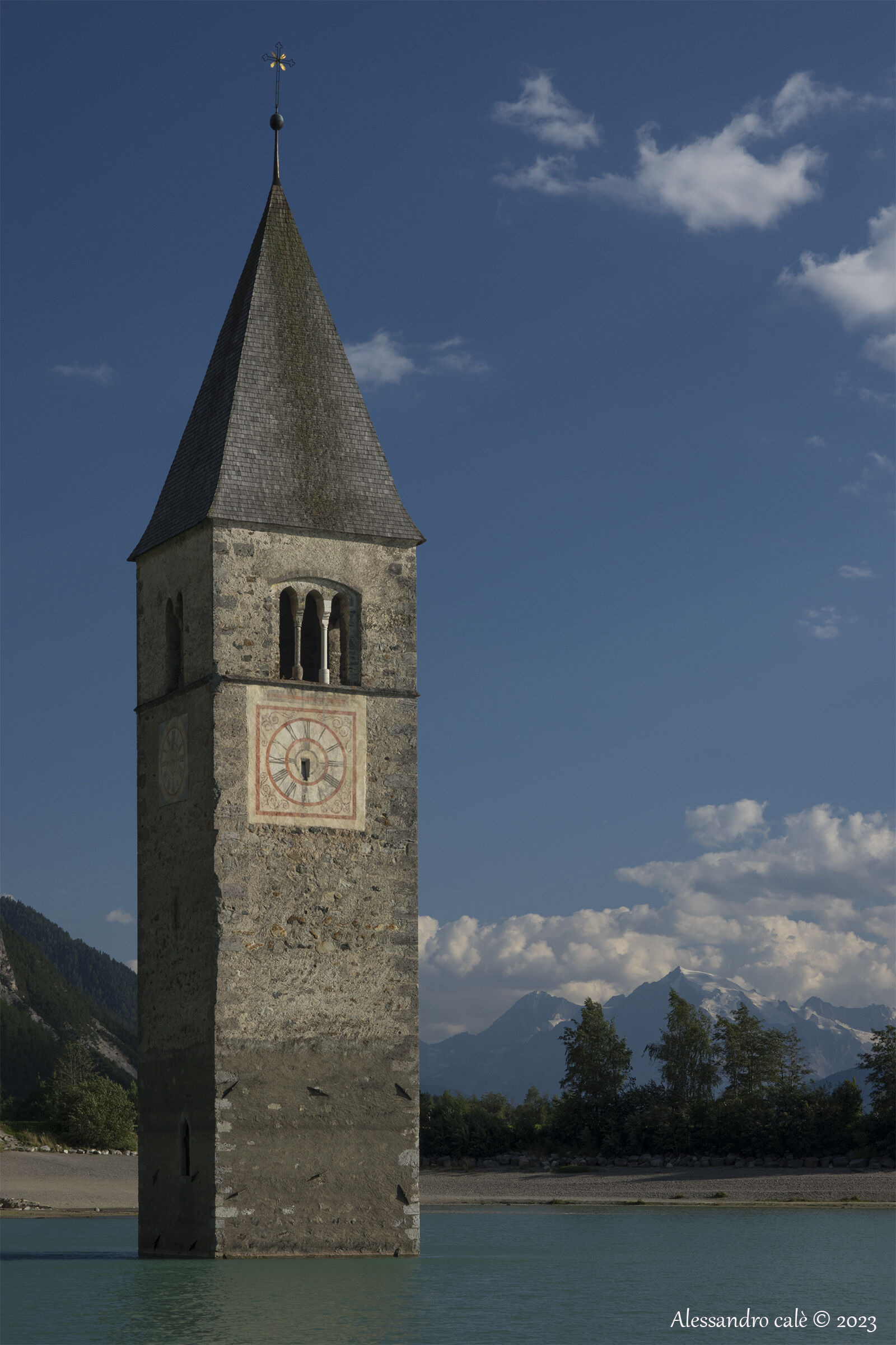 The bell tower of Curon 9549...