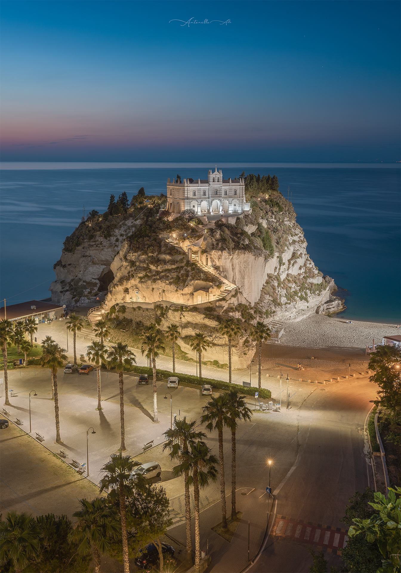 Tropea at blue hour...